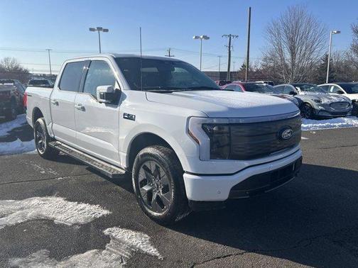 2024 Ford F-150 Lightning LARIAT