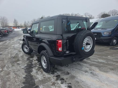 2026 Ford Bronco Base