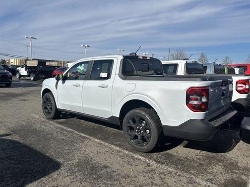 2025 Ford Maverick Lariat