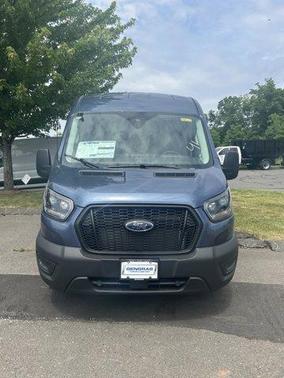 2025 Ford Transit-250 148 WB Medium Roof Cargo