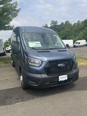 2025 Ford Transit-250 148 WB Medium Roof Cargo