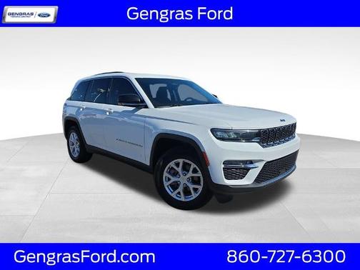 Bright White Clearcoat 2023 Jeep Grand Cherokee LIMITED