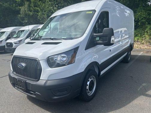 2025 Ford Transit-250 148 WB Medium Roof Cargo