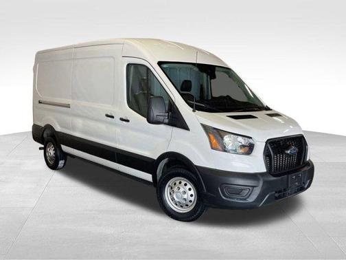 2023 Ford Transit-250 T250