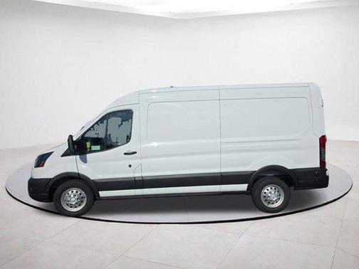 2025 Ford Transit-250 148 WB Medium Roof Cargo