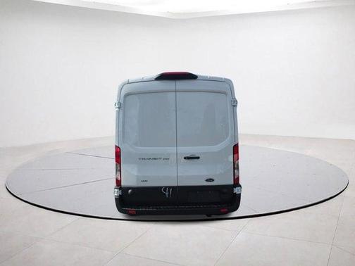 2025 Ford Transit-250 148 WB Medium Roof Cargo
