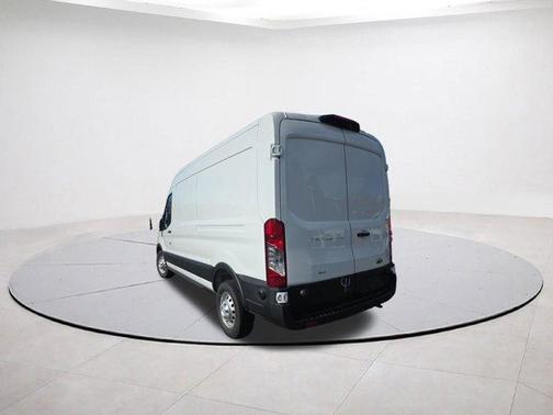 2025 Ford Transit-250 148 WB Medium Roof Cargo