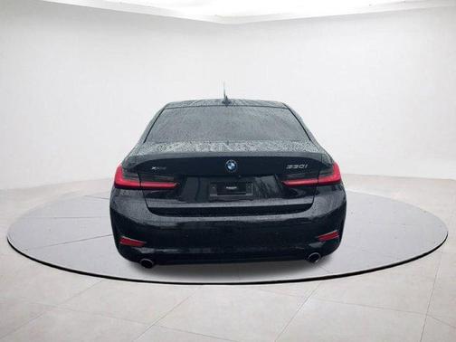 2021 BMW 330 i xDrive