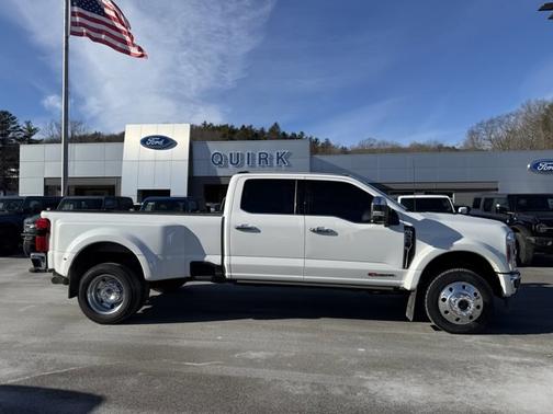 2023 Ford F-450 LARIAT DRW