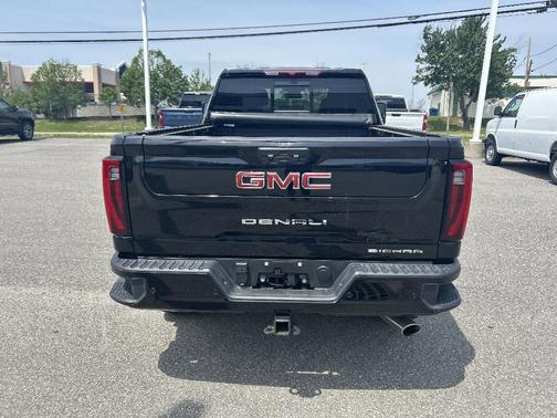 Black 2025 GMC Sierra 2500 Denali