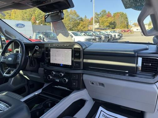 2024 Ford F-250 LIMITED