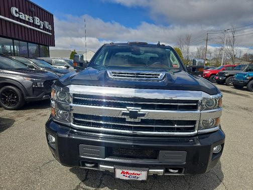 Black 2019 Chevrolet Silverado 2500 High Country