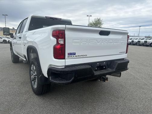 White 2024 Chevrolet Silverado 2500 Custom