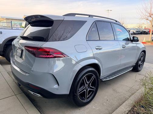 2025 Mercedes-Benz GLE 450e 4MATIC