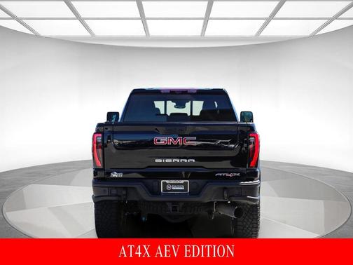 Onyx Black 2024 GMC Sierra 2500 AT4X