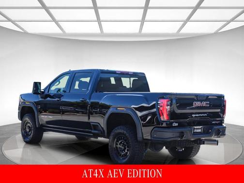 Onyx Black 2024 GMC Sierra 2500 AT4X
