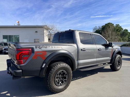 2025 Ford F-150 Raptor