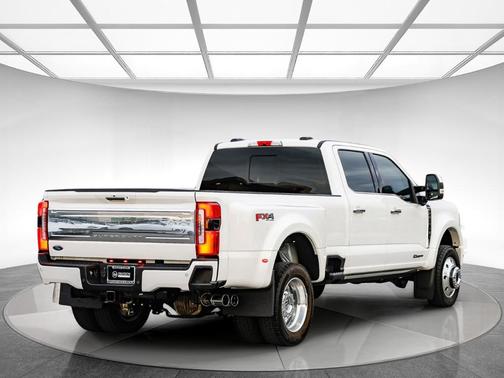 2024 Ford F-450 Platinum