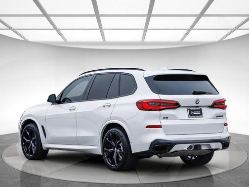 2020 BMW X5 M50i