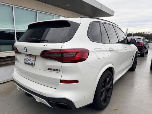 2020 BMW X5 M50i