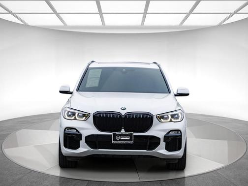 2020 BMW X5 M50i
