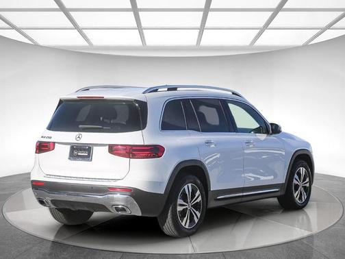 2025 Mercedes-Benz GLB 250 Base