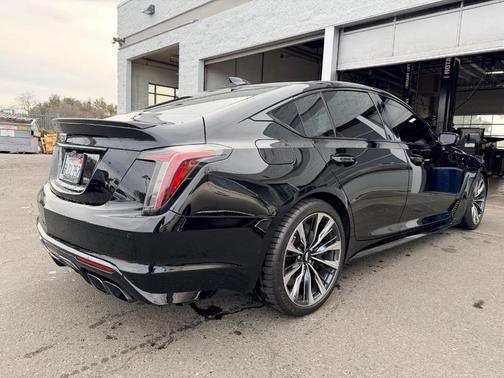 2024 Cadillac CT5-V Blackwing