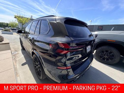 Carbon Black Metallic 2026 BMW X5 xDrive40i