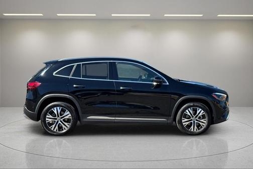 2025 Mercedes-Benz GLA 250 Base