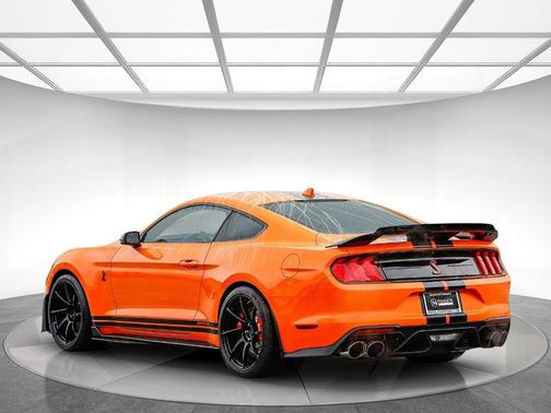 2021 Ford Shelby GT500 Base