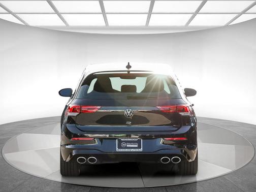 2024 Volkswagen Golf R 2.0T