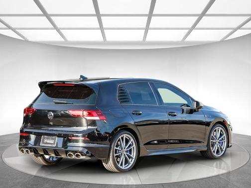 2024 Volkswagen Golf R 2.0T