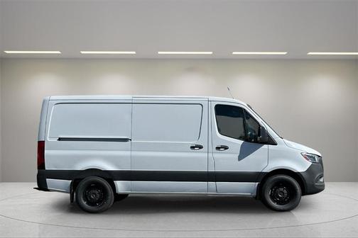 2024 Mercedes-Benz Sprinter 2500 Standard Roof