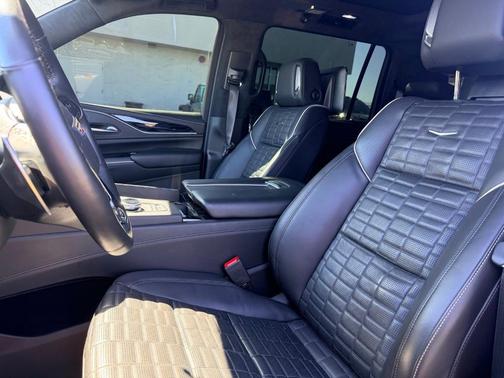 2023 Cadillac Escalade ESV V-Series