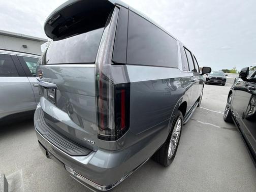 Silver Metallic 2025 Cadillac Escalade ESV Premium Luxury