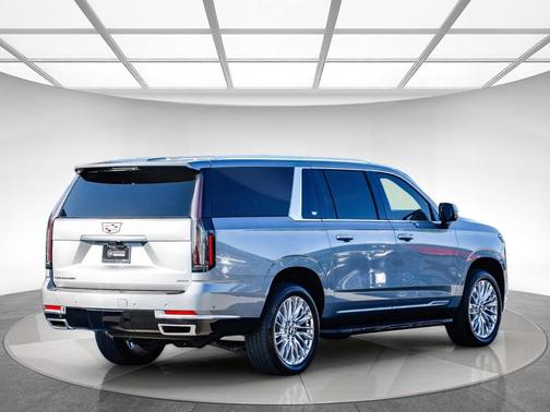 Silver Metallic 2025 Cadillac Escalade ESV Premium Luxury