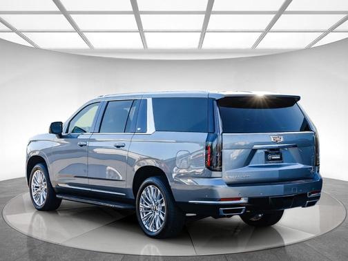 Silver Metallic 2025 Cadillac Escalade ESV Premium Luxury