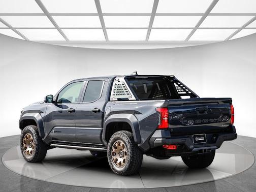 2025 Toyota Tacoma Hybrid TRAILHUNTER