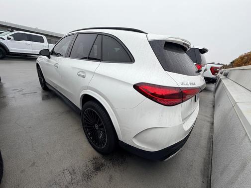2023 Mercedes-Benz GLC 300 Base