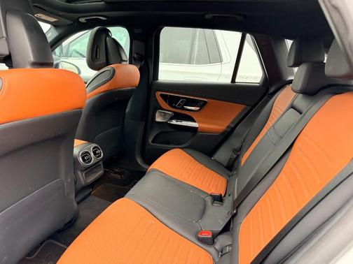 2023 Mercedes-Benz GLC 300 Base