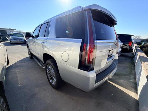 2016 Cadillac Escalade Standard