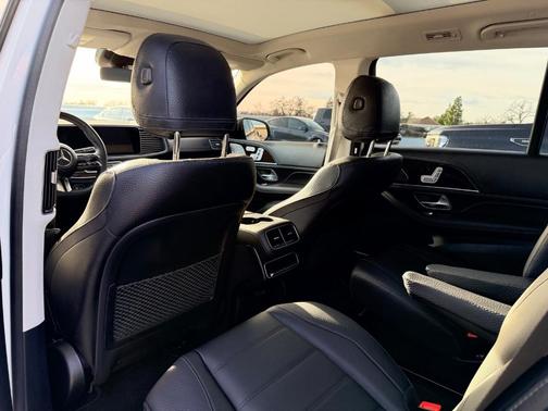 2024 Mercedes-Benz GLS 450 4MATIC