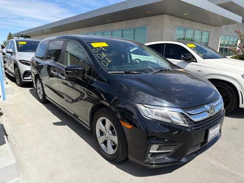 Crystal Black Pearl 2018 Honda Odyssey EX-L