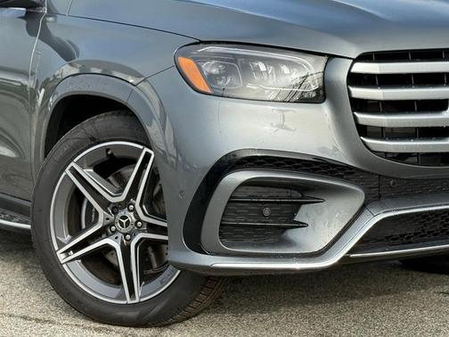 2026 Mercedes-Benz GLS 450 4MATIC