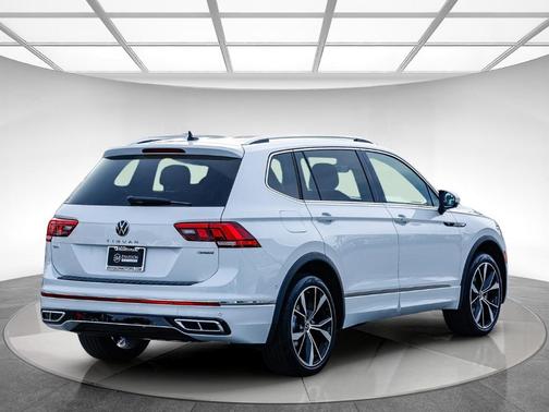 2024 Volkswagen Tiguan 2.0T SEL R-Line