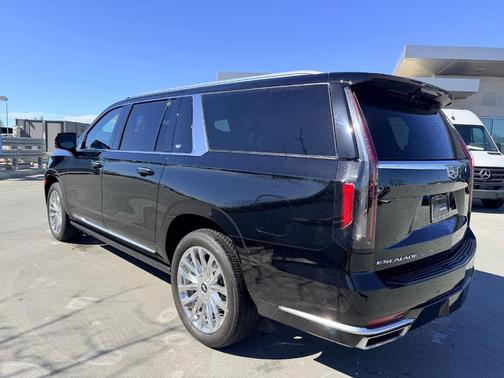 2023 Cadillac Escalade ESV Premium Luxury