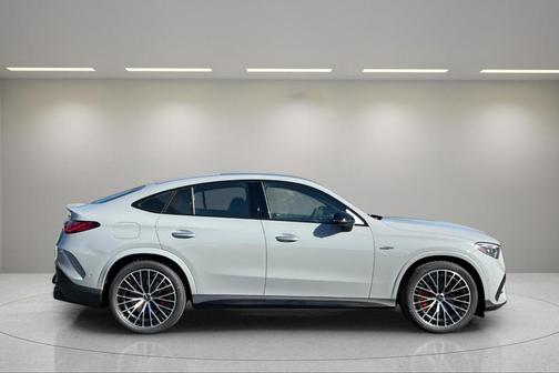 2026 Mercedes-Benz AMG GLC 43 Base