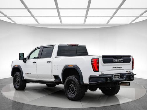 2024 GMC Sierra 2500 AT4X