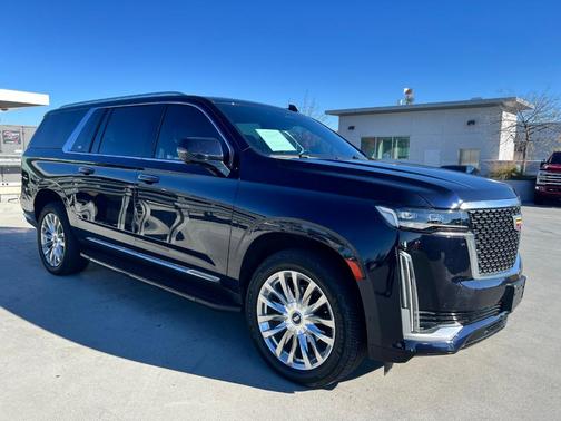 2022 Cadillac Escalade ESV Premium Luxury