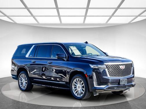 2022 Cadillac Escalade ESV Premium Luxury